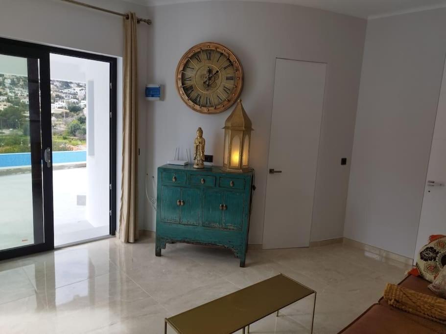 Modern Luxury Villa Paradise Кальпе Экстерьер фото